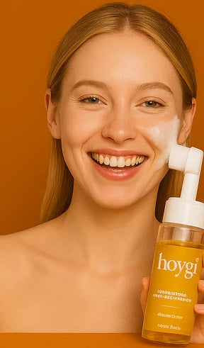 Limpiador facial espumoso de cúrcuma